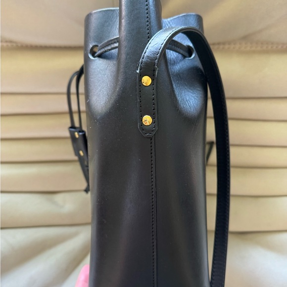 The Stowe Bucket Bag - Picture 5 of 7